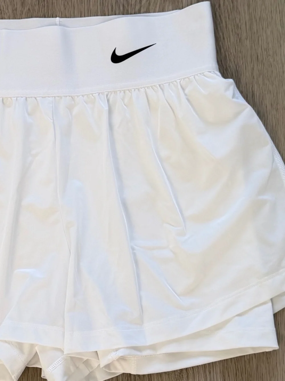 Nike Dryfit Dry Fit Tennis Shorts NEW. (Tried on, never worn) White Size Small